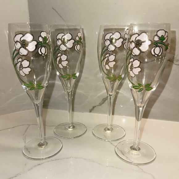 Perrier Jouet Other - Perrier Jouet Champagne Flutes glasses set of 4 Belle Epoque Pink Gold Flowers